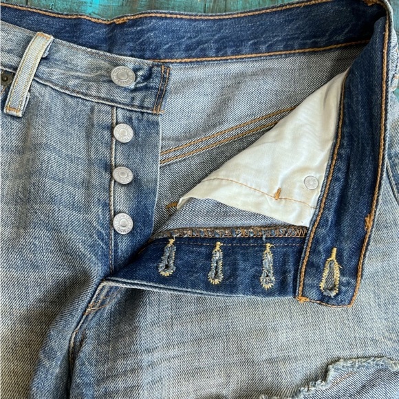Levi's 501 Denim Cut off Shorts Button Fly Size 26 - Picture 10 of 10